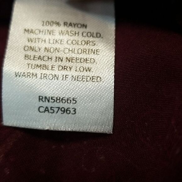 Women's Button up Blouse.    Bx0912A - Picture 5 of 5